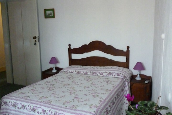 Room 4 of 55