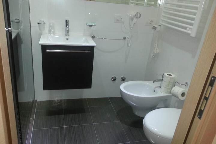 Room 14 of 26