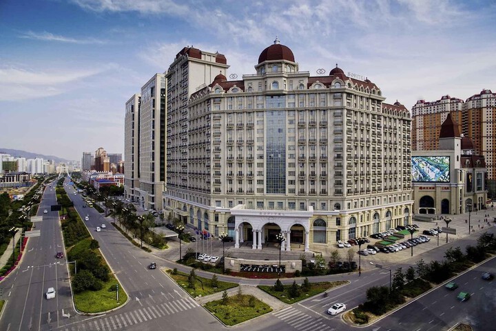Hotel 75 of 76
