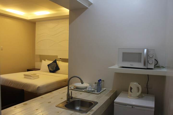 Room 16 of 42