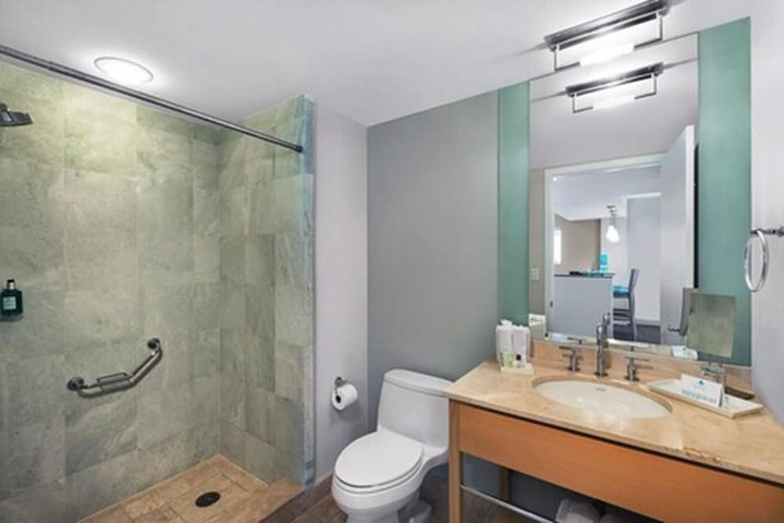 Bathroom sink