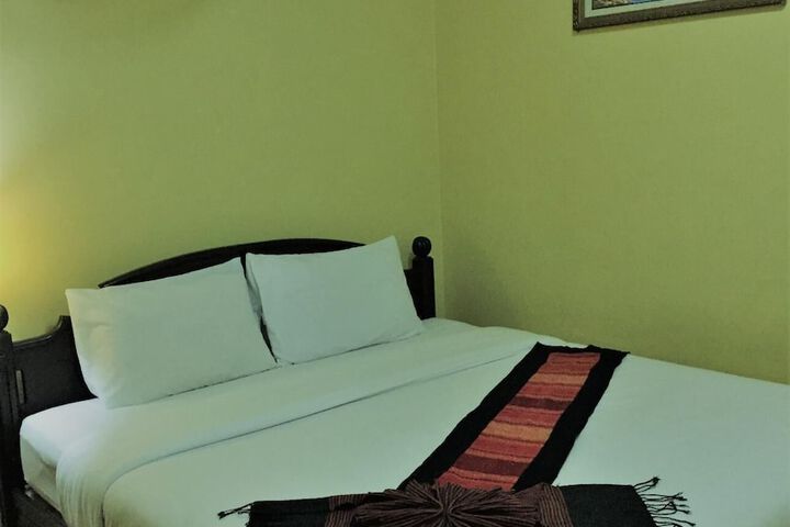 Room 13 of 46