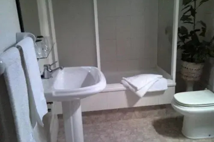 Room 7 of 7