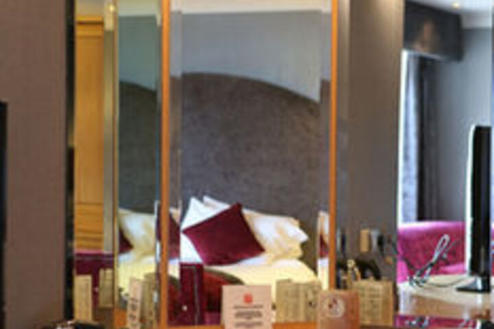 Room 70 of 110