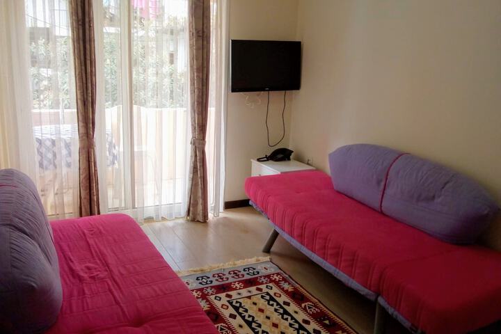 Room 10 of 25