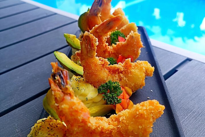 Dining 42 of 70