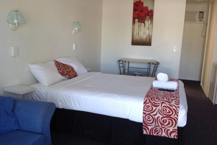 Room 26 of 53