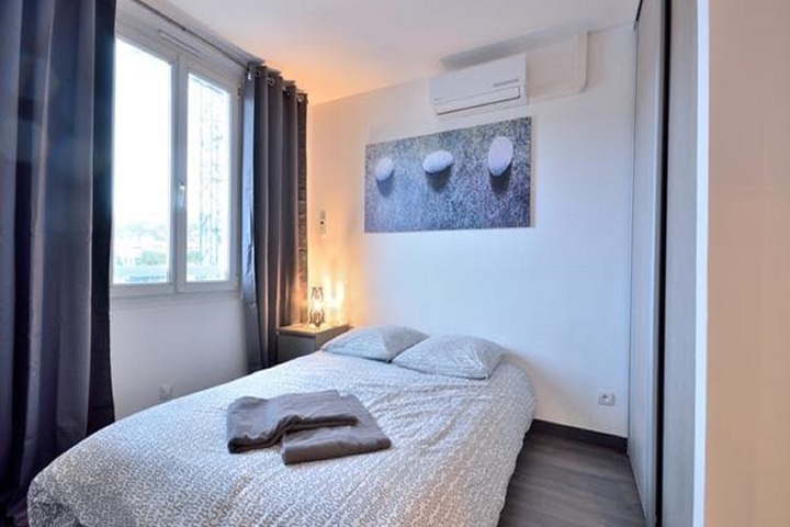Room 43 of 62