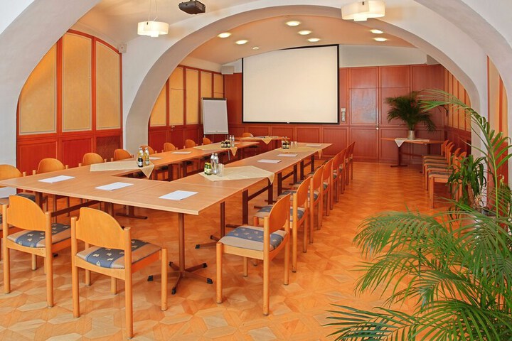 Meeting 42 of 49