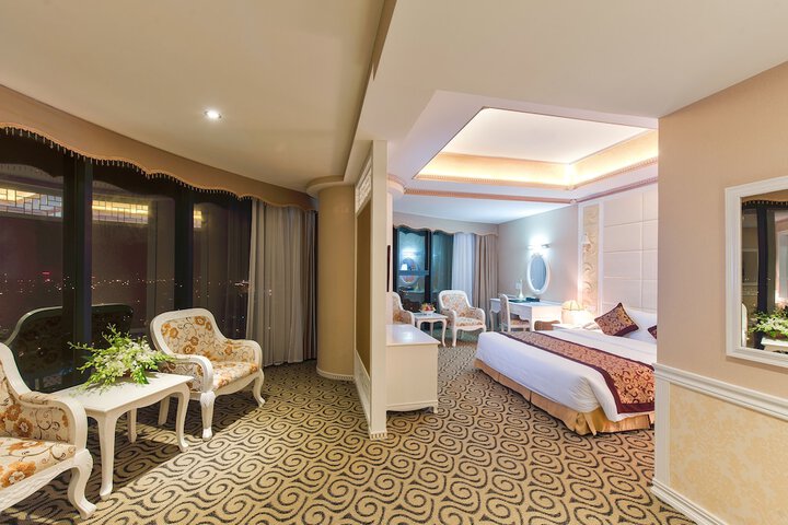 Room 30 of 149