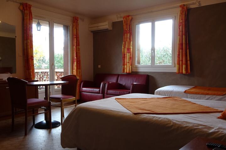 Room 2 of 12