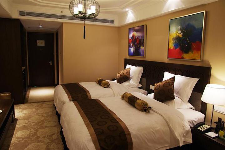 Room 3 of 4