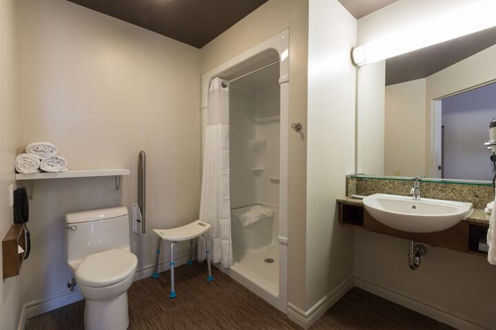 Room 20 of 40