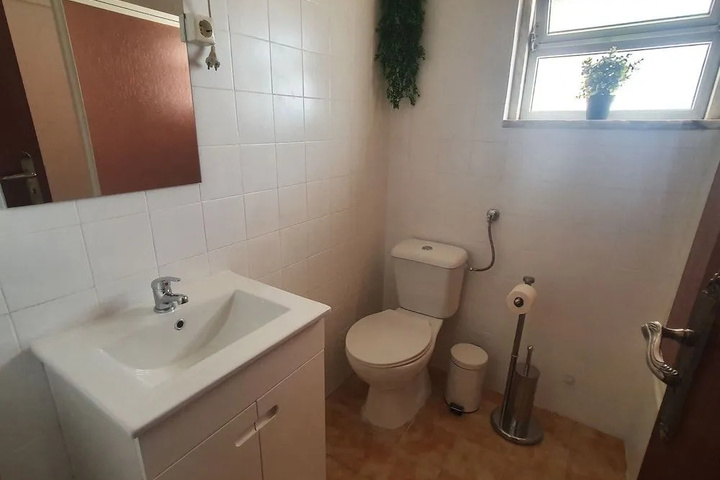Room 6 of 23