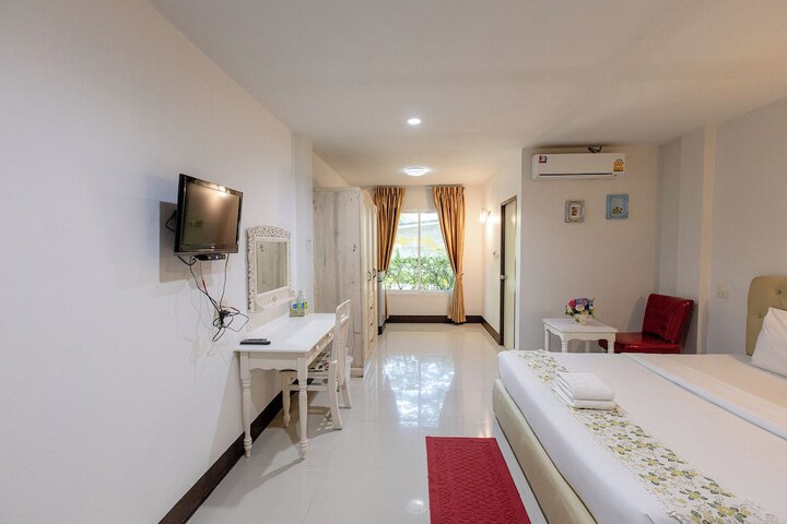 Room 5 of 22