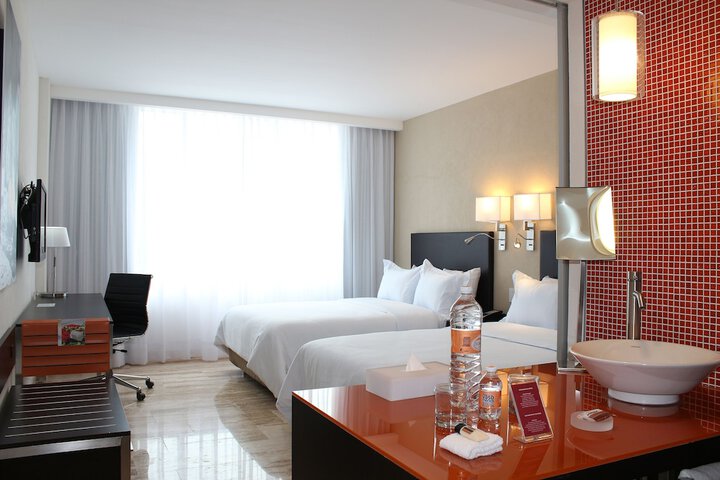 Room 9 of 52