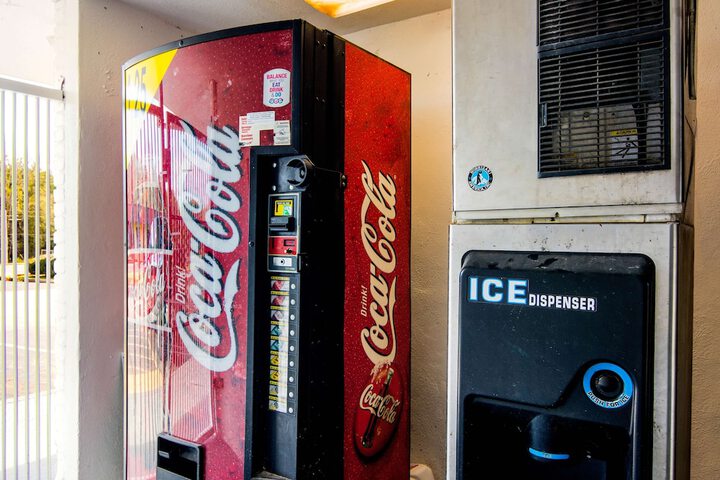 Vending machine