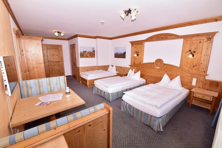 Room 18 of 61