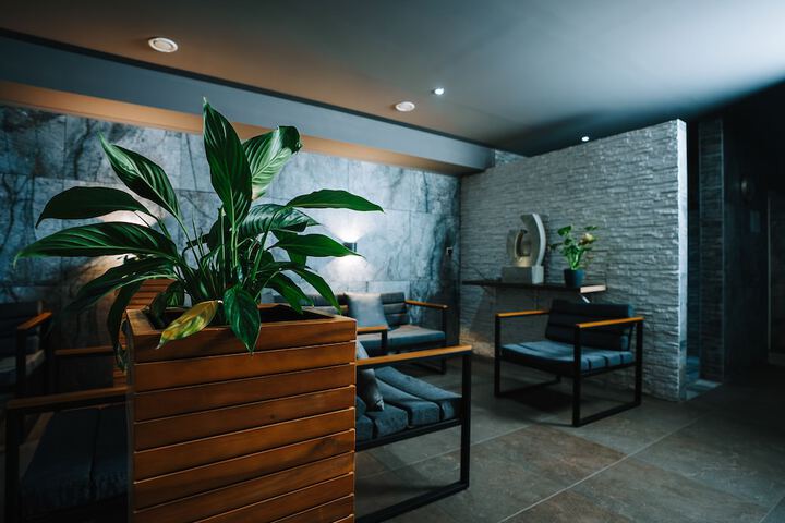 Spa 6 of 10