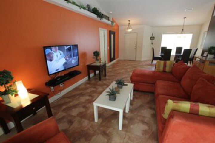 Room 3 of 21