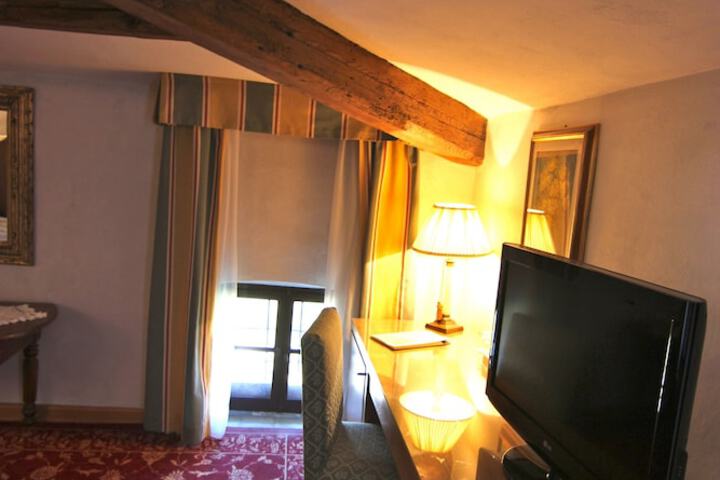 Room 29 of 175