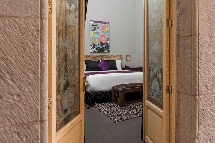 Room 36 of 74