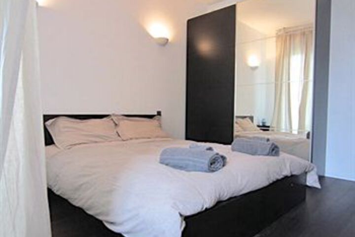 Room 15 of 49