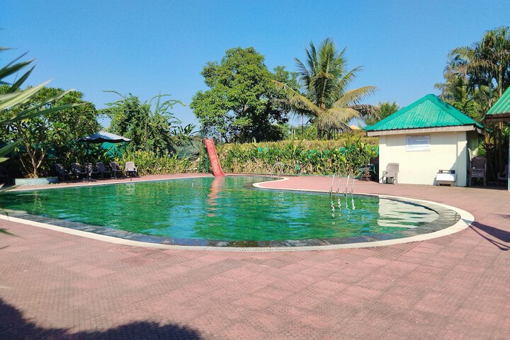 Pool 47 of 66