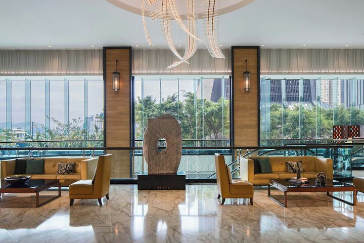 Hotel Lobby