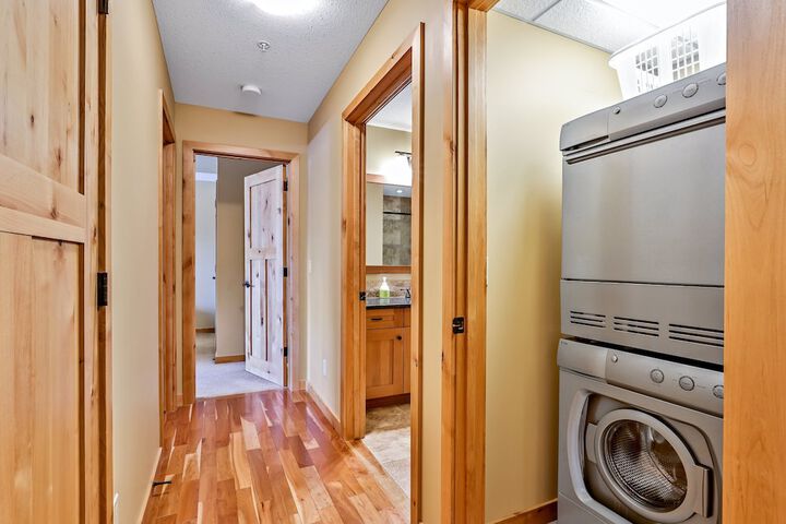 Laundry 121 of 185