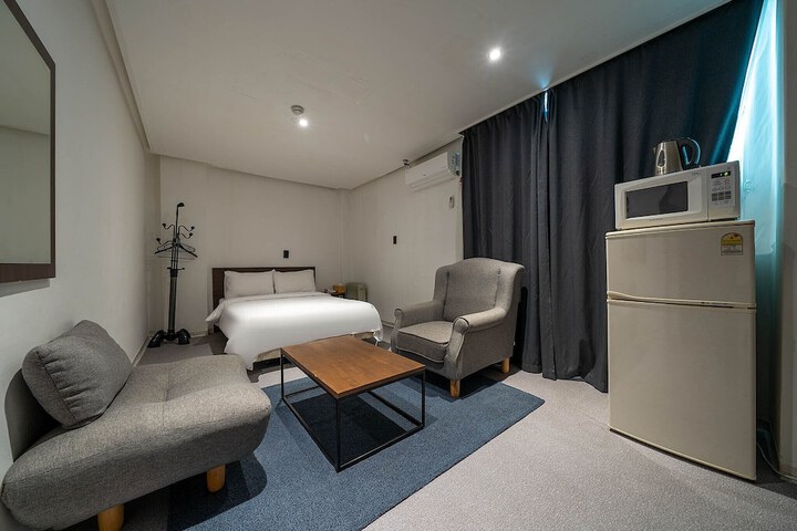 Room 20 of 82