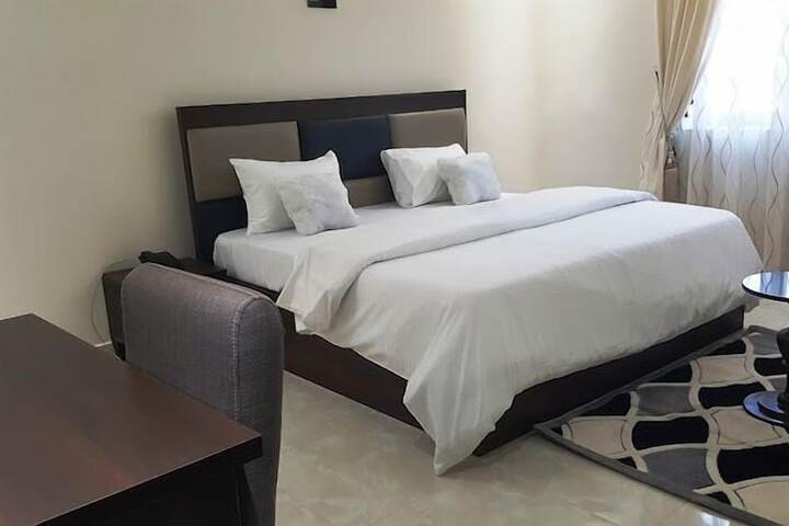 Room 8 of 46