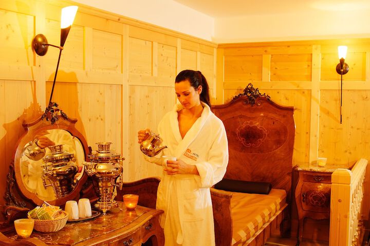 Spa 26 of 31
