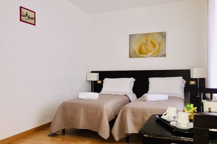 Room 19 of 36