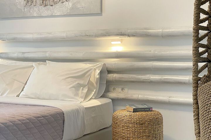 Room 8 of 109
