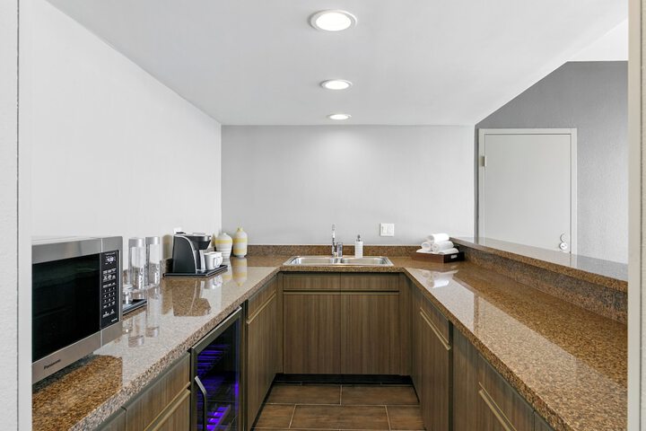 Minibar