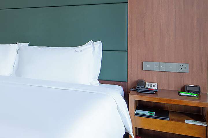 Room 26 of 109