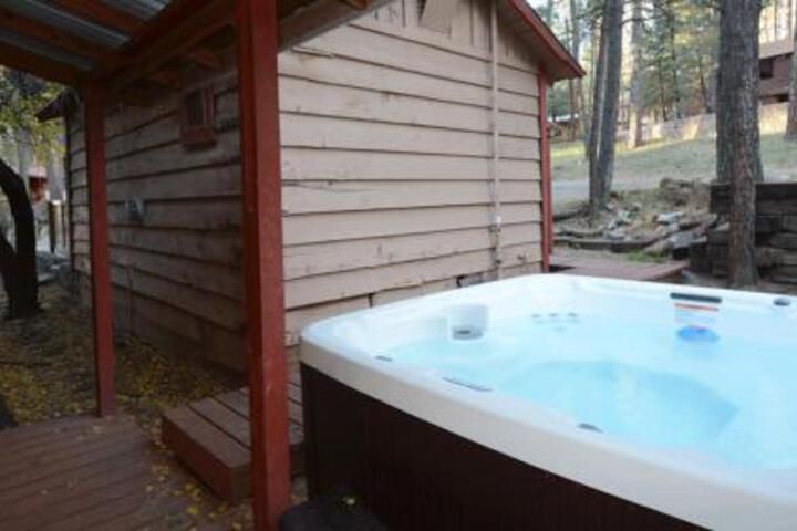 Whispering Pine Cabins castle Cabin in Ruidoso, NM