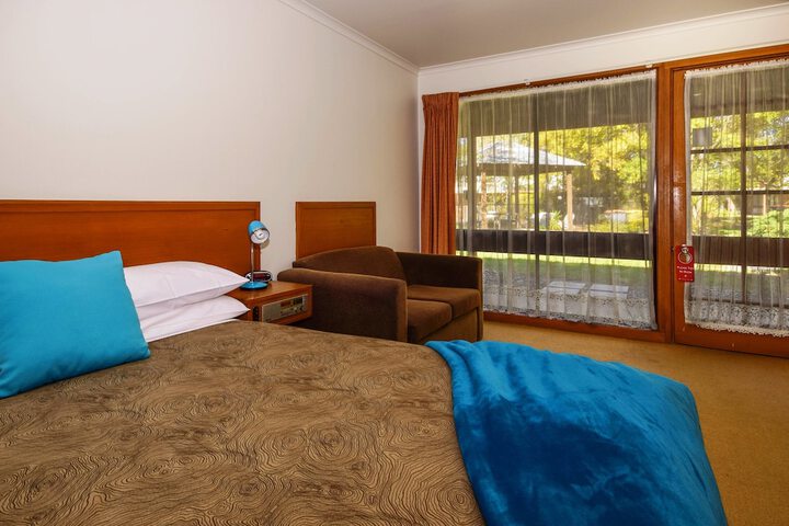 Room 28 of 71