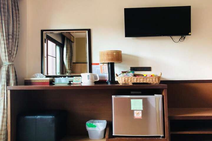Room 4 of 59