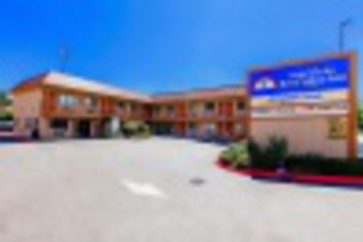 Hotel 4 of 24