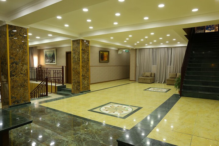 Hotel Interior 6 of 110