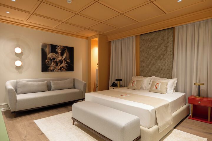Room 60 of 128