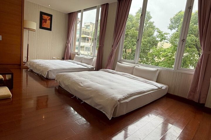 Room 34 of 70