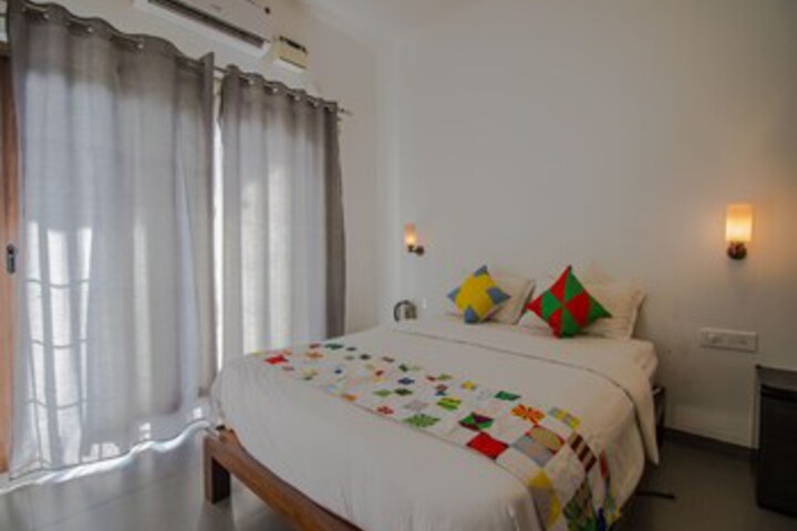 OYO 14305 Home Sea View Studio Morjim Beach