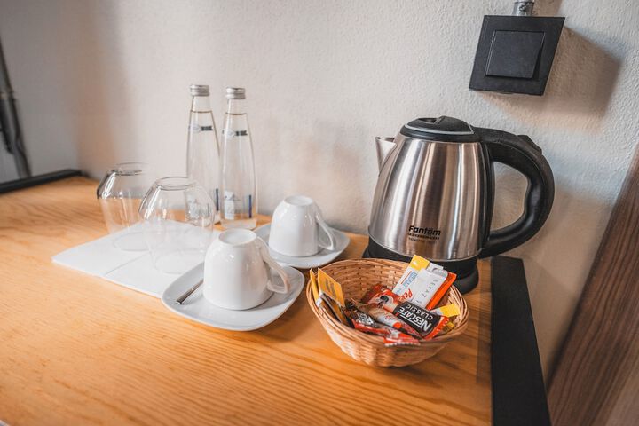 Breakfast/Coffee Service 38 of 57