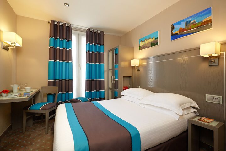 Room 15 of 42