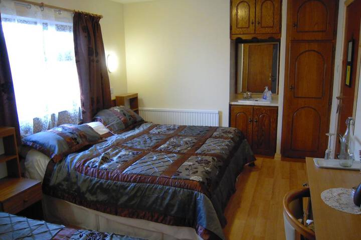 Room 10 of 45