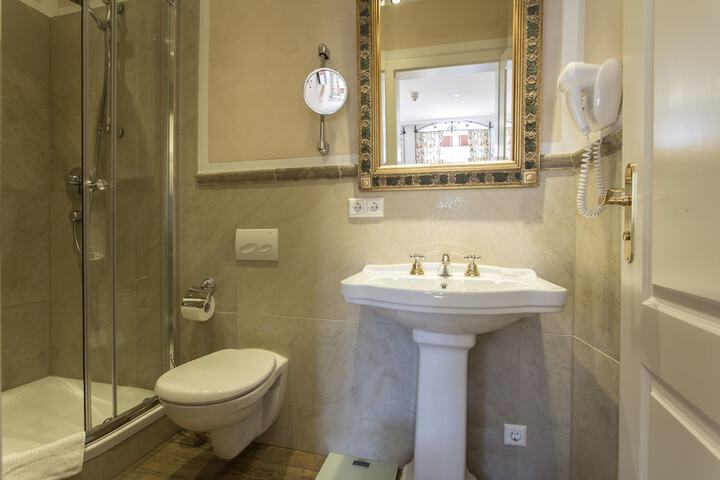 Bath Photo