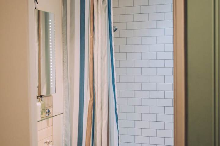 Room 20 of 25